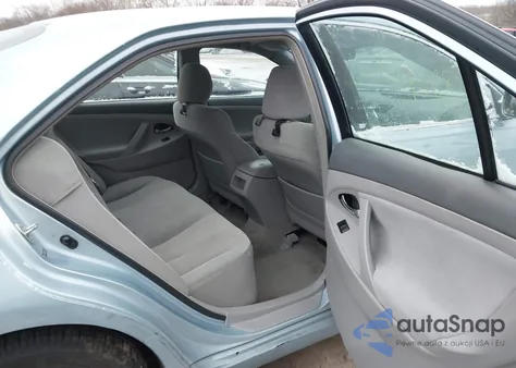 2009 Toyota Camry Le z USA, uszkodzony, nr VIN 4T1BE46K49U911346